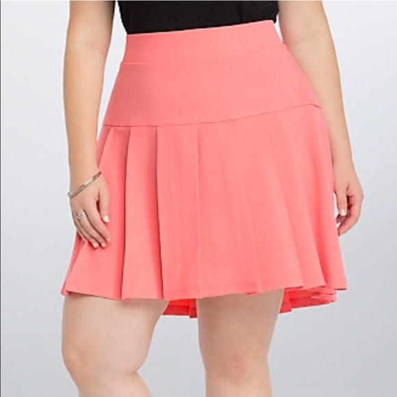 torrid Dresses & Skirts - Torrid NWT Pleated Pink Skirt 18